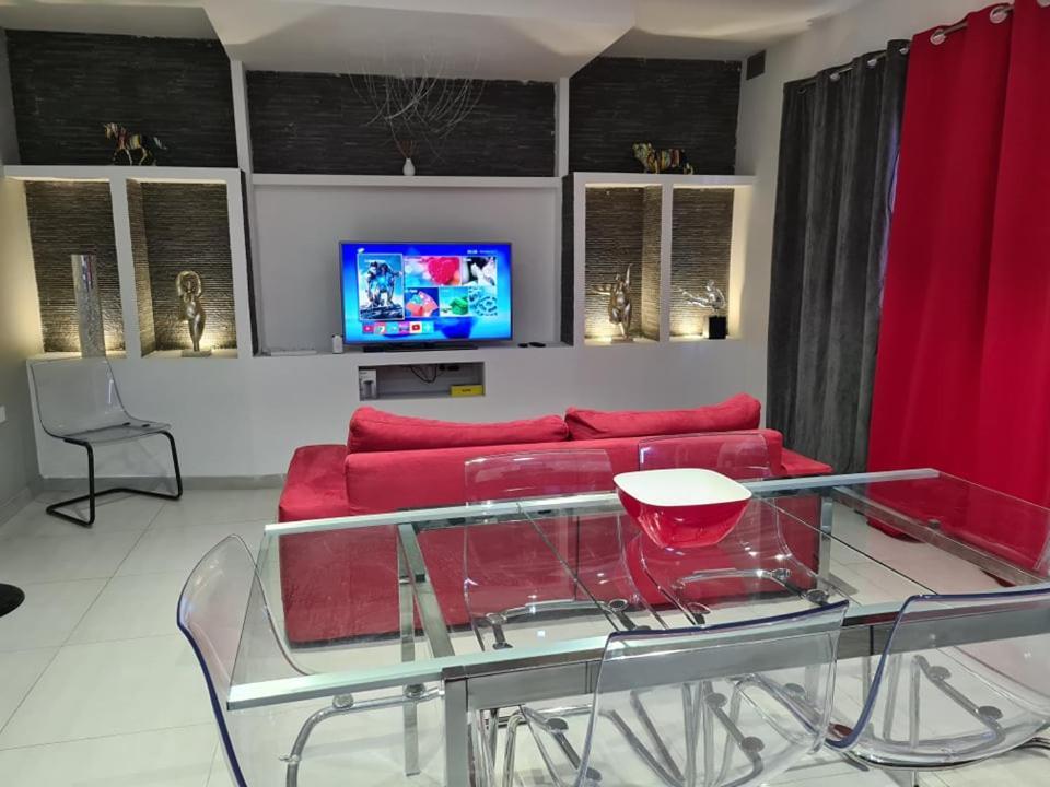 St Julians Central 2 Bedroom Apartment Saint Julian's Bagian luar foto